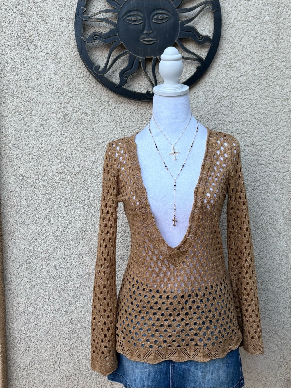 Kaitlyn Tan Gold Shimmer Crochet Knit V-Neck Long Sleeve Top Y2K Boho